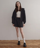 【4月上旬予約商品】ロゴプレート付きジップパーカー