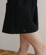 【4月上旬予約商品】ロゴプレート付きショートパンツ