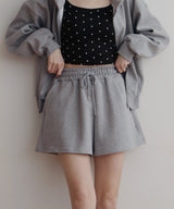 【4月上旬予約商品】ロゴプレート付きショートパンツ