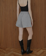 【4月上旬予約商品】ロゴプレート付きショートパンツ