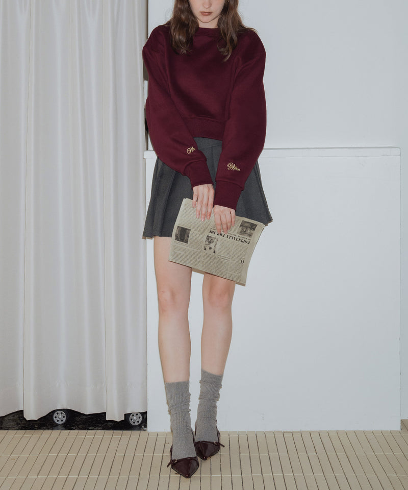 袖刺繍クロップド丈クルーネック裏起毛スウェット