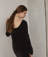 ベロアバックオープンワンピース