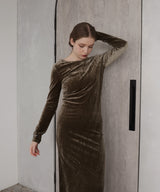 ベロアバックオープンワンピース