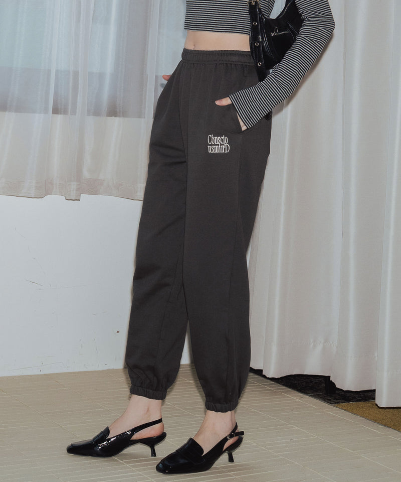 配色刺繍ロゴスウェットワイドパンツ