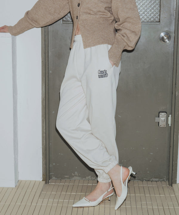 配色刺繍ロゴスウェットワイドパンツ