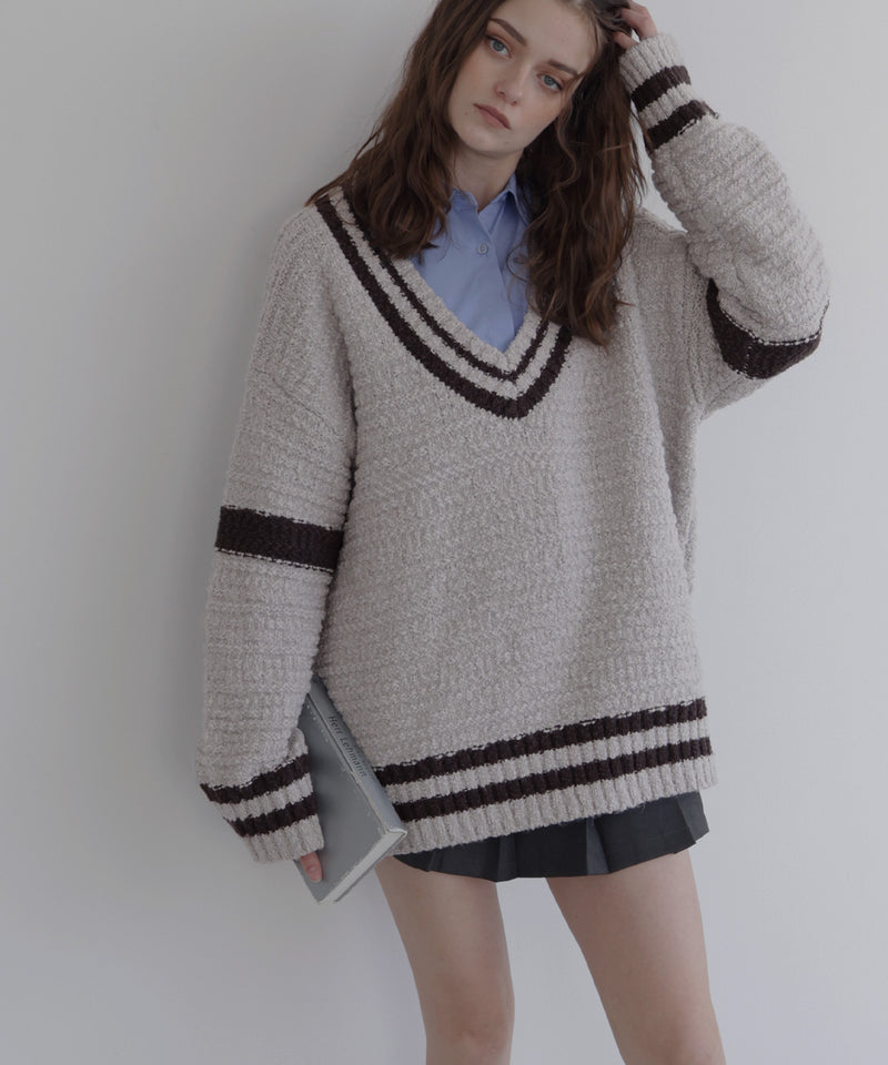 オーバーサイズVネックバイカラーラインニット