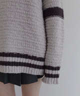 オーバーサイズVネックバイカラーラインニット