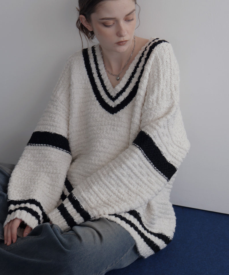 オーバーサイズVネックバイカラーラインニット