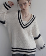 オーバーサイズVネックバイカラーラインニット