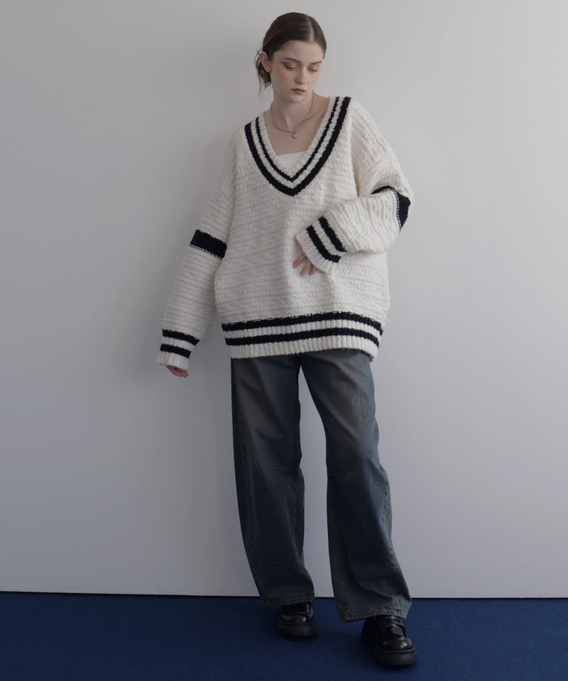 オーバーサイズVネックバイカラーラインニット