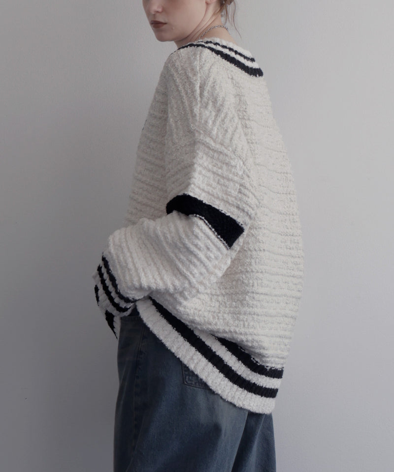 オーバーサイズVネックバイカラーラインニット