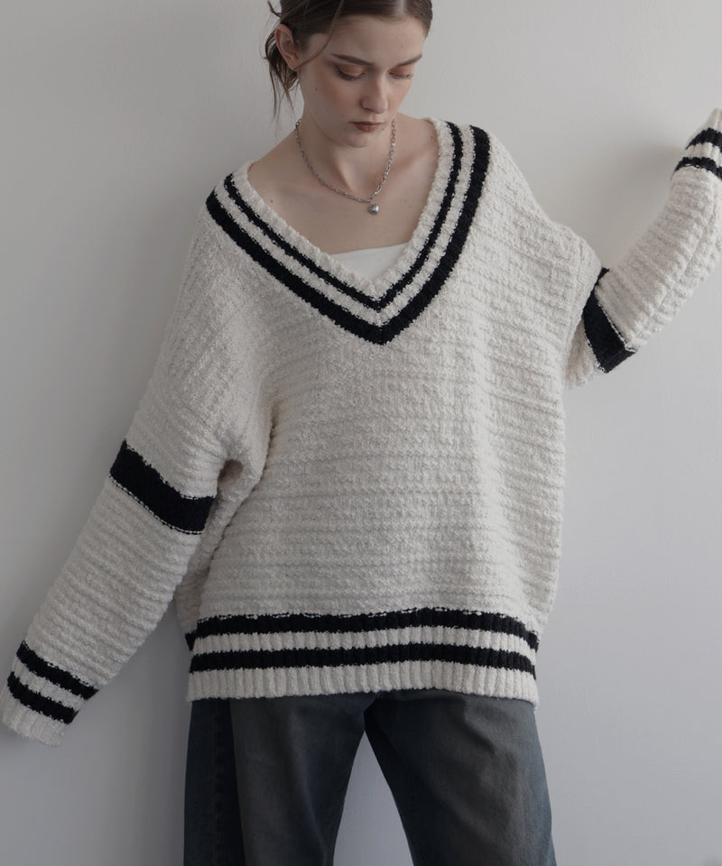 オーバーサイズVネックバイカラーラインニット