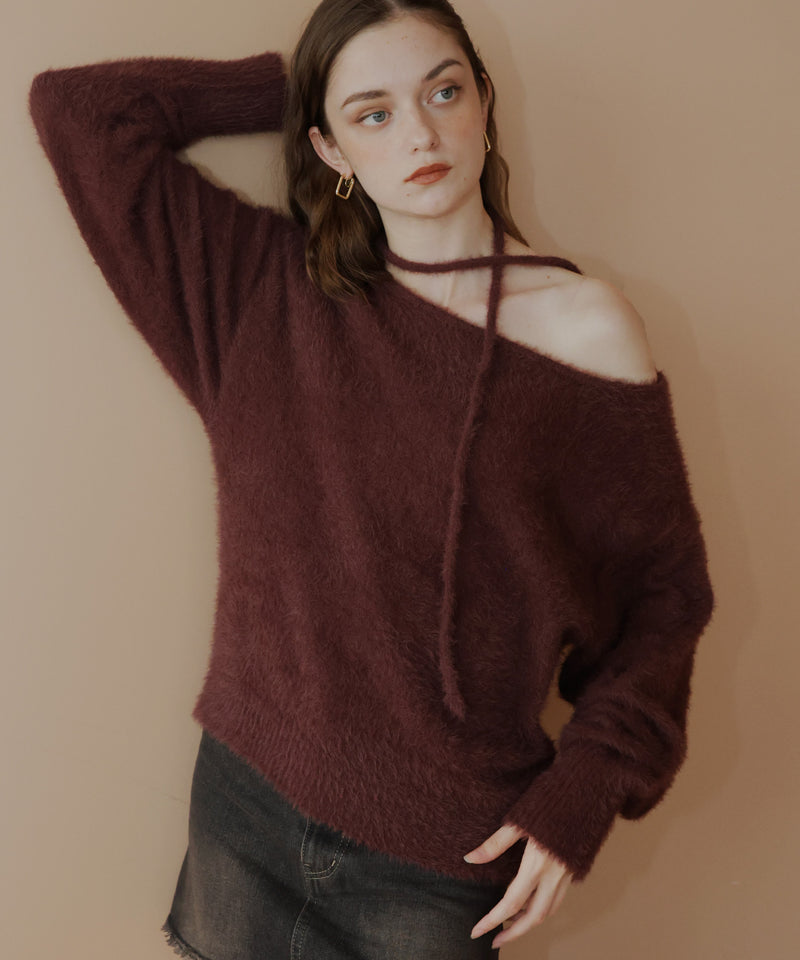 チョーカー付きシャギーニットトップス