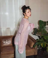 【しょちゃんコラボ】スパンコール透かし編みＶネックニット