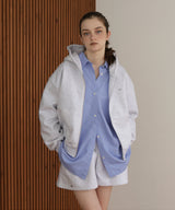 【4月上旬予約商品】ロゴプレート付きジップパーカー