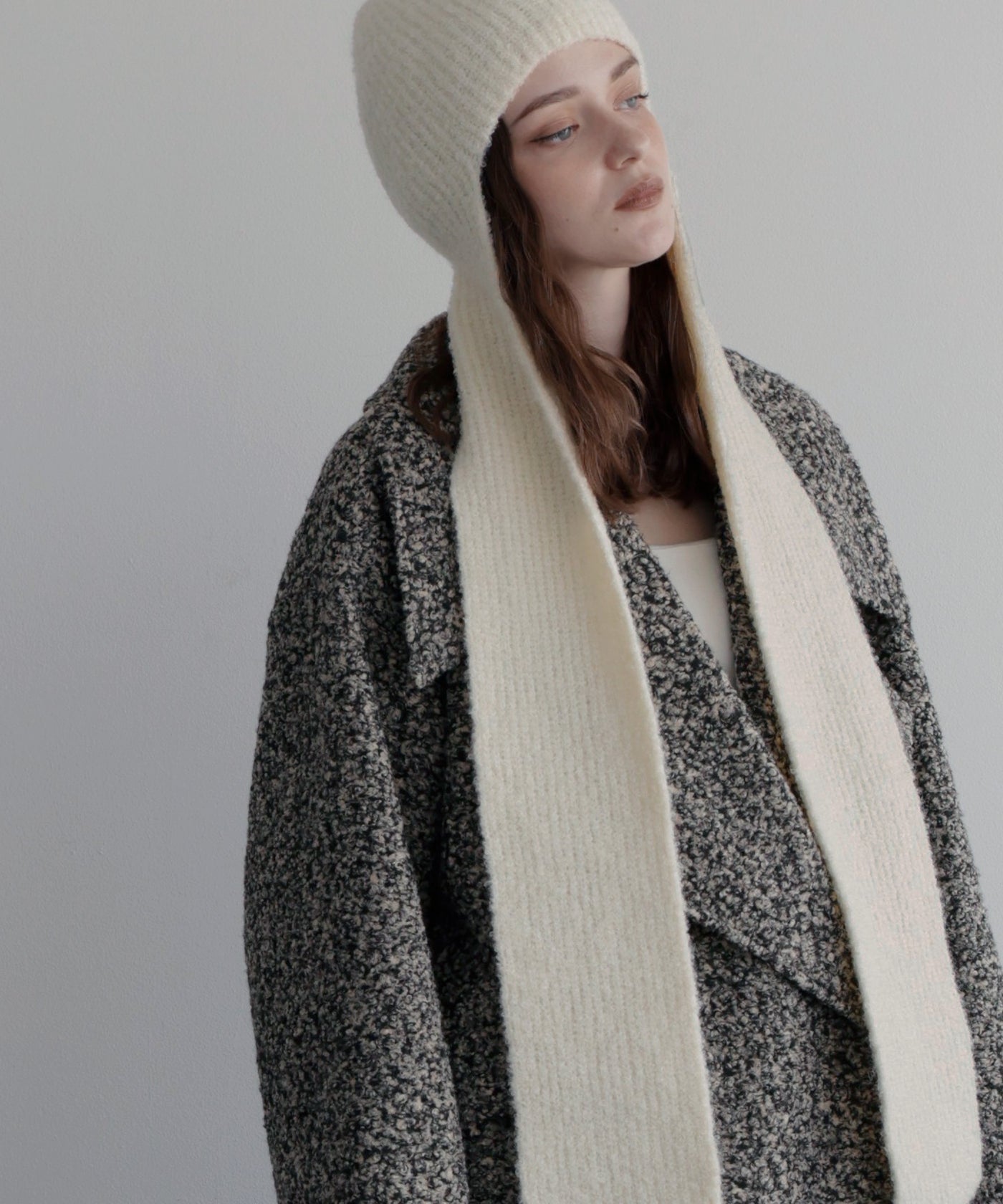 ロングイヤーフラップニットキャップマフラー/ニットフードマフラー – Mili