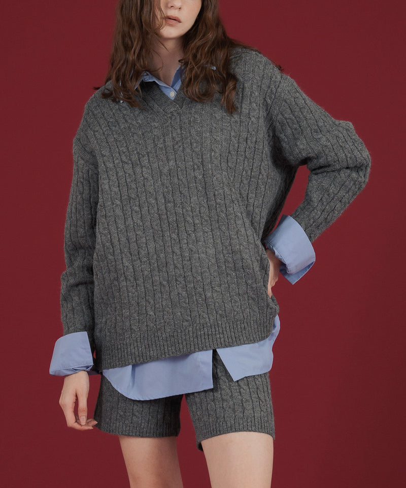 ケーブル編みニットセットアップ/Vネックポロ襟ニットトップス×ショートニットパンツ