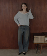 【11月下旬お届け商品】オフショルフリルバイカラーニット