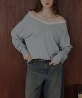 【11月下旬お届け商品】オフショルフリルバイカラーニット