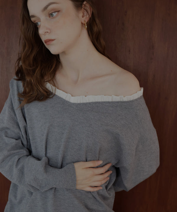 【11月下旬お届け商品】オフショルフリルバイカラーニット