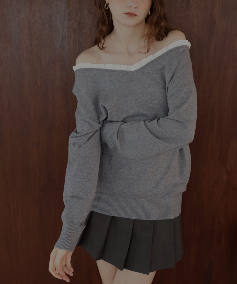 【11月下旬お届け商品】オフショルフリルバイカラーニット
