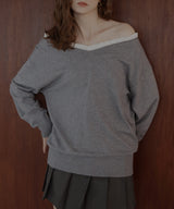 【11月下旬お届け商品】オフショルフリルバイカラーニット