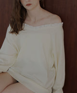 【11月下旬お届け商品】オフショルフリルバイカラーニット