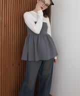 ペプラムフリルビスチェニットコンビTシャツ