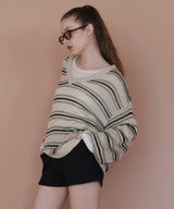 オーバーサイズVネックボーダーニット