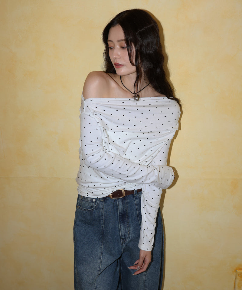 ドット柄オフショルロングスリーブTシャツ