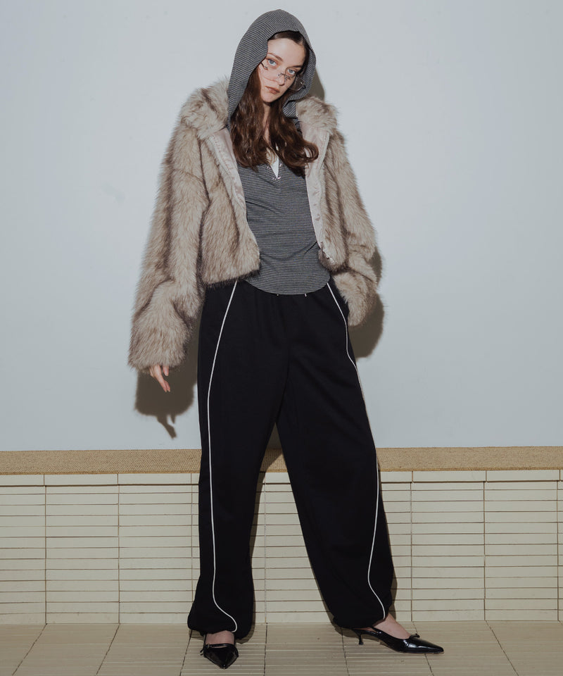 【10月下旬お届け商品】フェイクファーショート丈ダブルジップジャケット