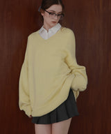 Vネックオーバーサイズニット