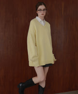 Vネックオーバーサイズニット