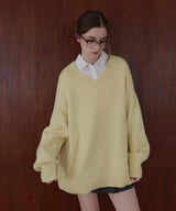 Vネックオーバーサイズニット