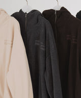 ロゴ刺繍オーバーサイズボアフリースジップパーカー