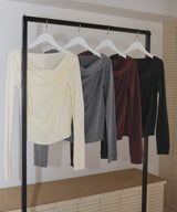 【12月上旬お届け商品】ドレープオフショルニットトップス