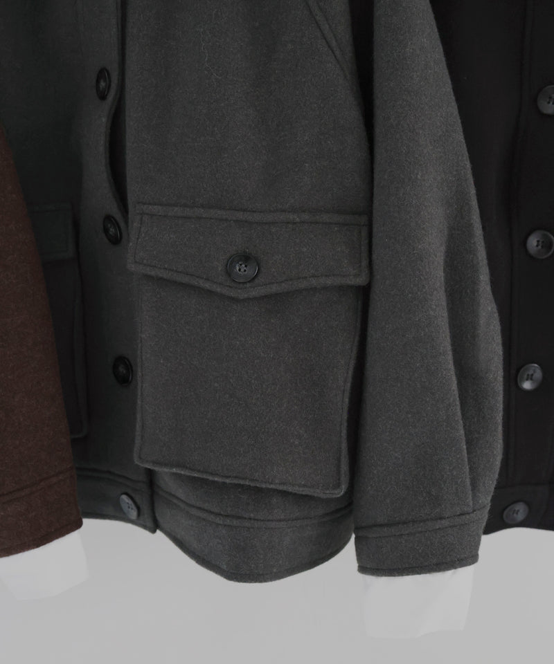 レーヤード風バイカラーネックフェイクウールジャケット