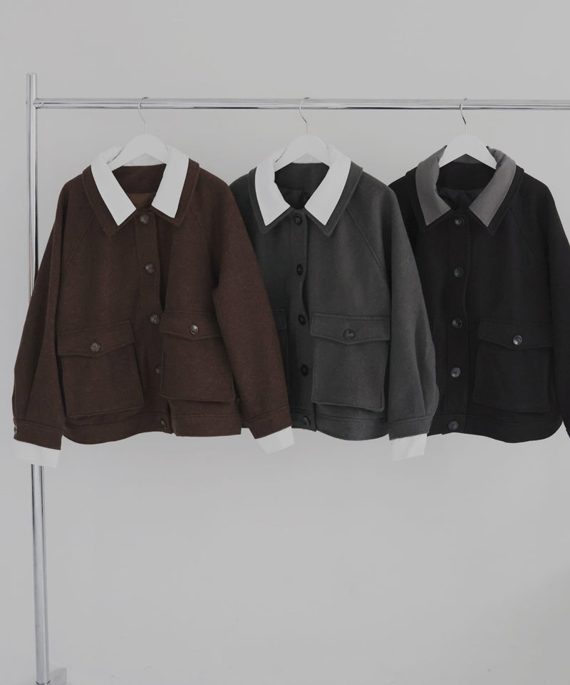 レーヤード風バイカラーネックフェイクウールジャケット