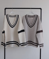 オーバーサイズVネックバイカラーラインニット